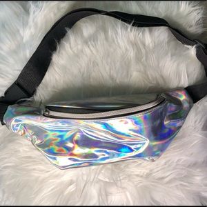 HOLOGRAPHIC FANNY PACK